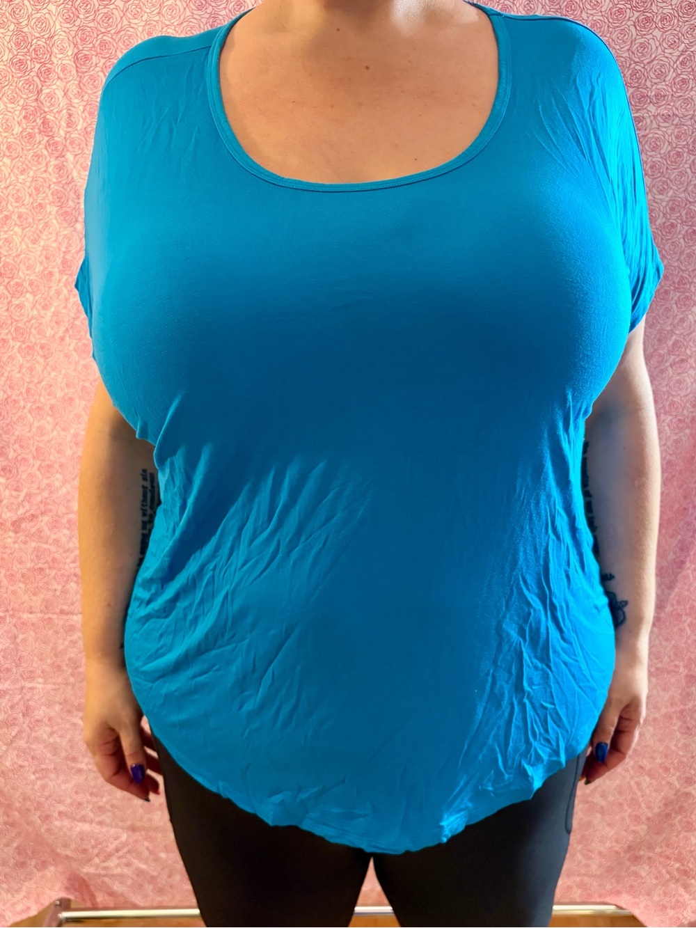 3/$15 Lands' End Scoop Neck Short Sleeve Top in Turquoise Blue